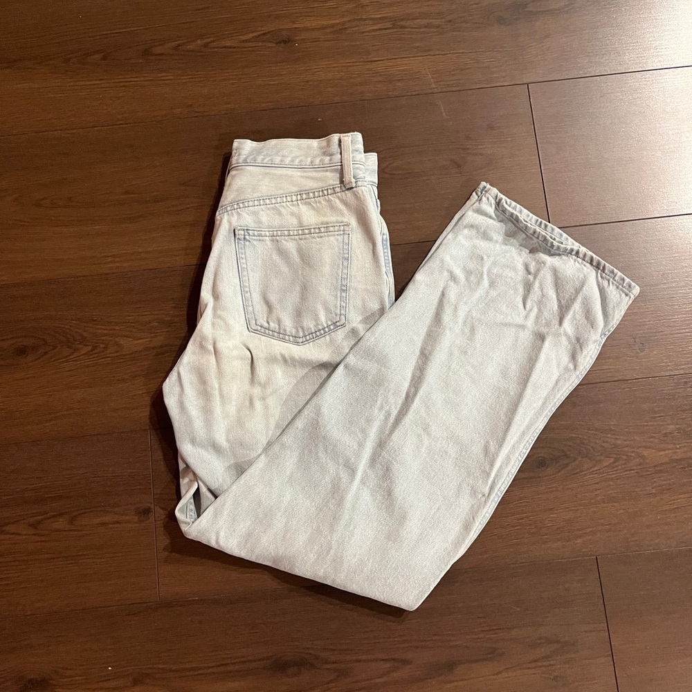 Uniqlo light wash boyfriend jeans